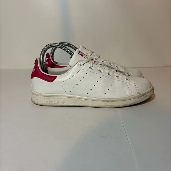 Adidas Shoes Women's 7 Stan Smith Sneakers White /Pink B32703 Casual Sneakers - Picture 1 of 9